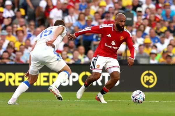 Trực tiếp Leeds 0-0 MU (Hiệp 1): Trận đấu bắt đầu