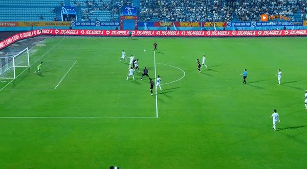 Trực tiếp Nam Định vs Ninh Bình 0-0 (H1): Hai đội đang thi đấu quyết liệt