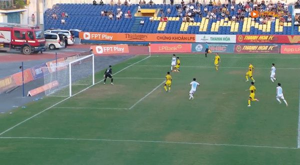 Trực tiếp Thanh Hóa 0-0 Nam Định (Hiệp 1): Hai bên tăng tốc