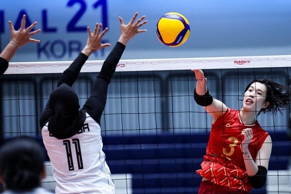 Trực tiếp tuyển bóng chuyền nữ Việt Nam vs Indonesia: Lùi trận đấu 30 phút