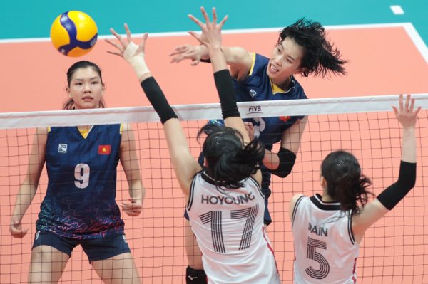 Trực tiếp tuyển bóng chuyền nữ Việt Nam vs Qatar: Thắng trận ra quân