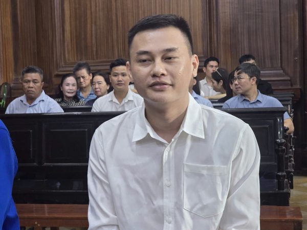 ‘Trùm siêu xe’ Phan Công Khanh hầu tòa