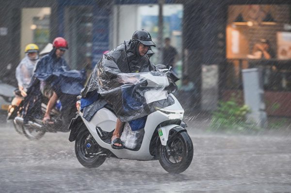 Trung Bộ và Nam Bộ sẽ có mưa rất to