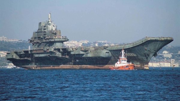 Trung Quốc biến tàu sân bay cũ của Liên Xô thành siêu tàu sân bay
