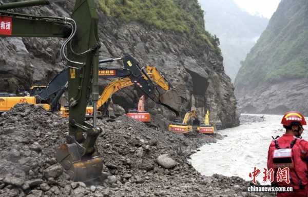 Trung Quốc cảnh báo nguy cơ sập đổ sông băng vẫn hiện hữu ở Nepal