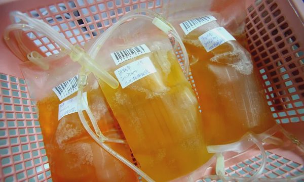 Trung Quốc chật vật thoát phụ thuộc huyết tương Mỹ