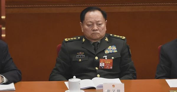 Trung Quốc khai trừ đảng tướng Trương Hựu Hiệp và Lưu Chấn Lập