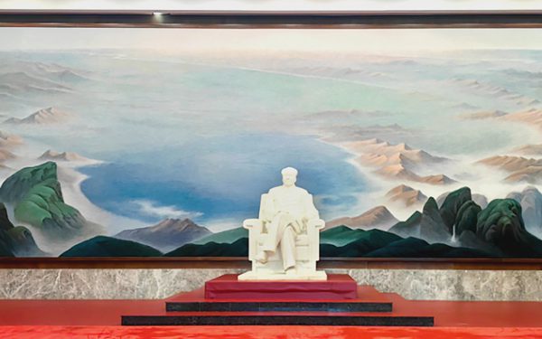Trung Quốc phục chế bích họa khổng lồ kỷ niệm 50 năm ngày mất cố Chủ tịch Mao Trạch Đông