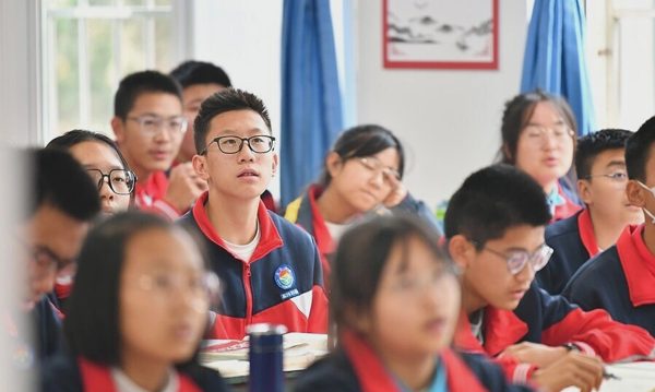 Trung Quốc soán ngôi Singapore về điểm Toán, Khoa học của học sinh