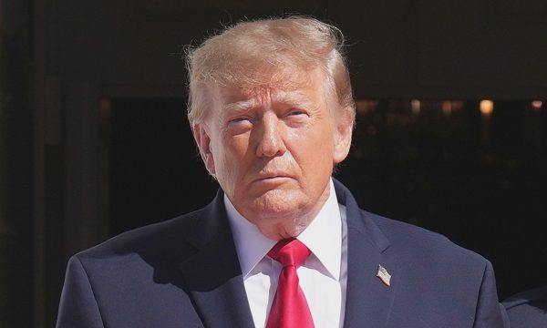 Trung Quốc tôn trọng việc ông Trump gọi AI là 'siêu trí tuệ'