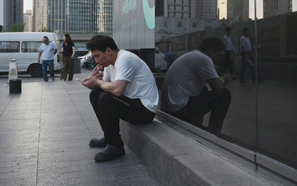 Trung Quốc treo thưởng cho người bỏ thuốc lá trong 90 ngày