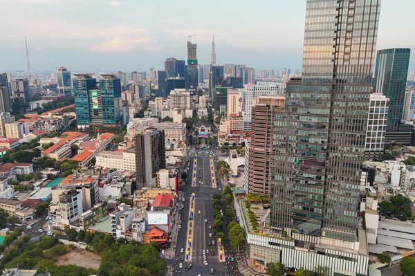 Trung ương đặt mục tiêu tăng trưởng GDP năm 2027 từ 10% trở lên