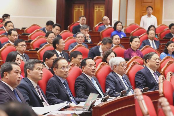 Trung ương họp về công tác cán bộ