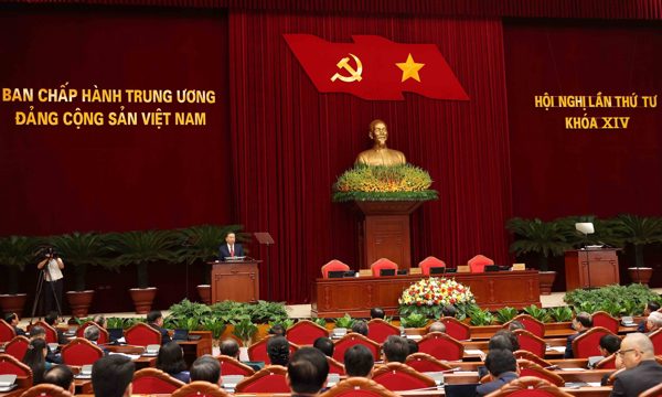 Trung ương thống nhất quan điểm tạo điều kiện để đảng viên làm giàu chính đáng