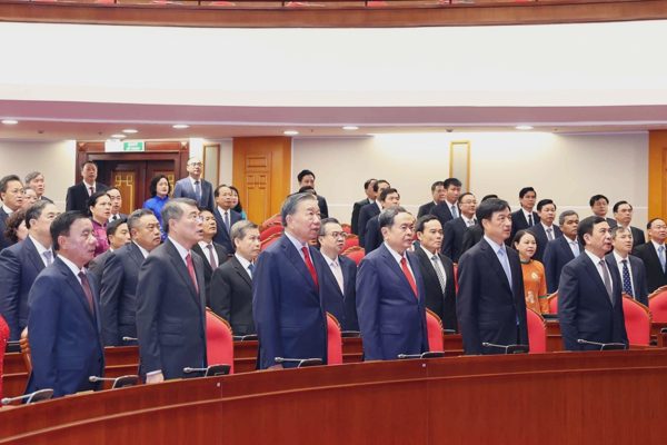 Trung ương thông qua kết luận về đề cương nghiên cứu sửa Điều lệ Đảng