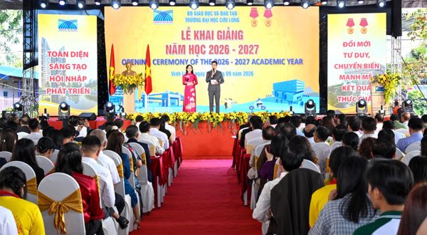 Trường Đại học Cửu Long chào đón hơn 3.600 tân sinh viên