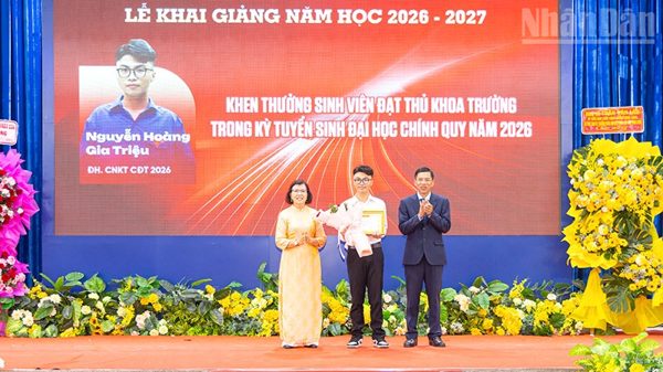 Trường đại học Sư phạm kỹ thuật Vĩnh Long khai giảng năm học 2026-2027