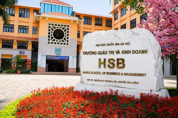 Trường ĐH bất ngờ nâng điểm sàn, hơn 30 thí sinh từ đỗ thành trượt