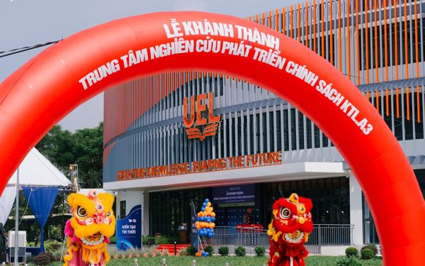 Trường ĐH Kinh tế - Luật khánh thành trung tâm nghiên cứu hình trái tim 228 tỉ đồng
