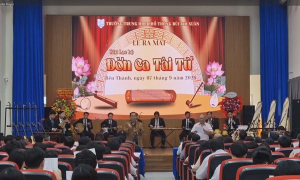 Trường học dạy đờn ca tài tử miễn phí