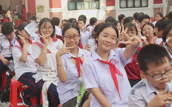 Trường không xuất hóa đơn học phí: Quýt làm, cam chịu?