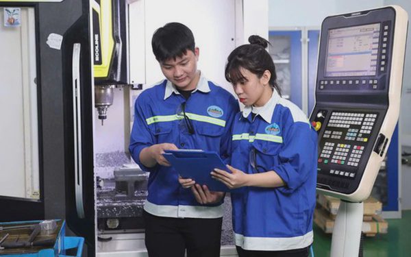 Trường nghề đưa kỹ năng xanh vào xưởng, 'kéo' doanh nghiệp vào lớp học
