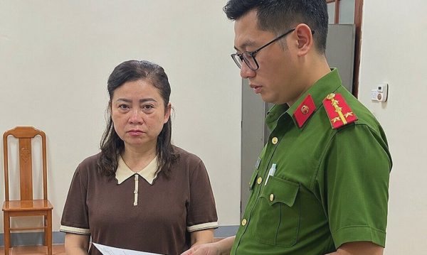 Trưởng phòng của cục thuế bị bắt sau vụ giúp doanh nghiệp chiếm đoạt 200 tỷ đồng