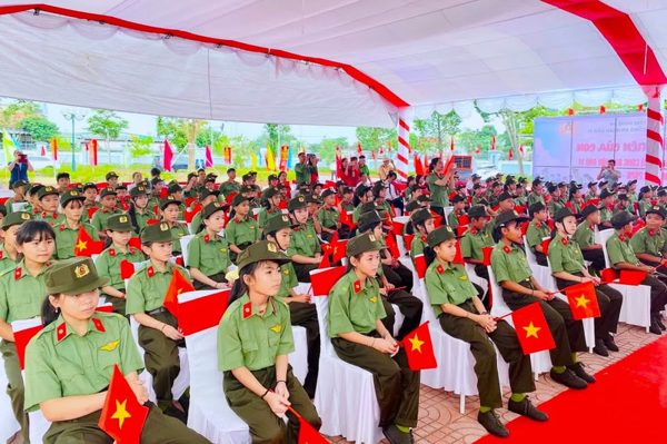 Trường Văn hóa Công an nhân dân VI đón những mầm non đầu tiên