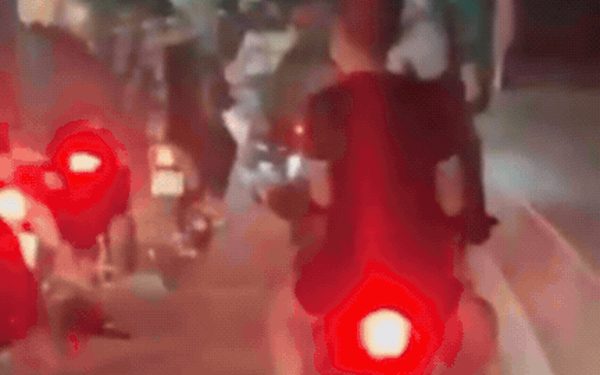 Truy bắt nhóm thanh thiếu niên đuổi đánh, chém người giữa đường ở phường An Khánh