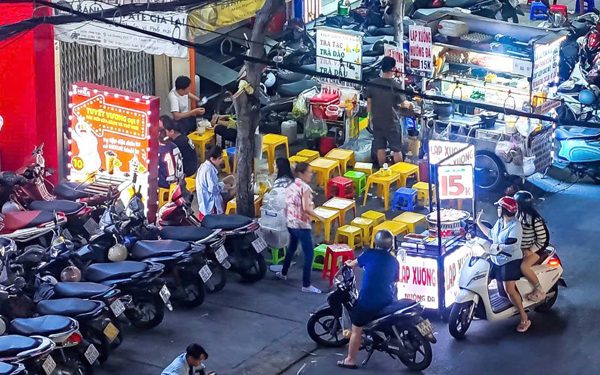 Truy tố 5 cộng tác viên tổ trật tự đô thị phường thu tiền 'bảo kê' lấn chiếm vỉa hè