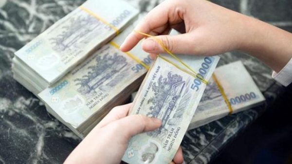 Truy tố các bị can trong vụ chuyển tiền trái phép ra nước ngoài
