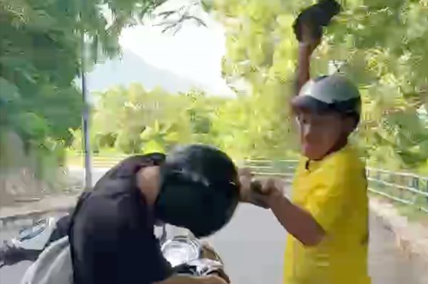 Truy xét nhanh người đánh túi bụi du khách trên đường lên ngọn hải đăng Vũng Tàu