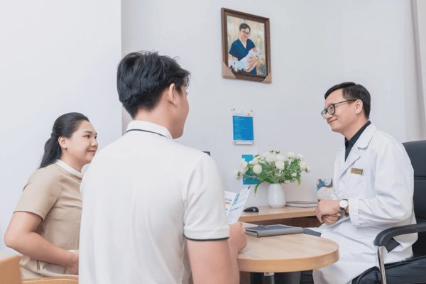 TS.BS Trần Mạnh Linh: Hai thập kỷ đi trước bệnh tật, tìm cơ hội sống khỏe cho phụ nữ