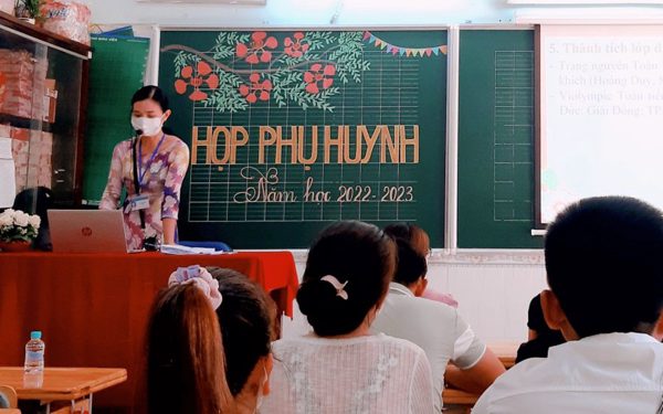 Từ 15-11, trường học không còn phải họp phụ huynh 3 lần mỗi năm, được họp trực tuyến