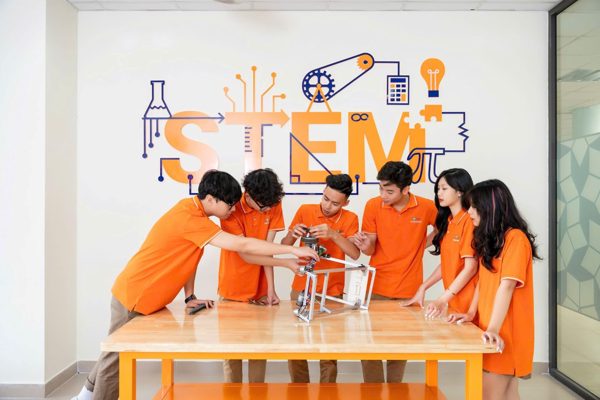 Từ 2026, AI là kiến thức bắt buộc trong mọi trường đại học