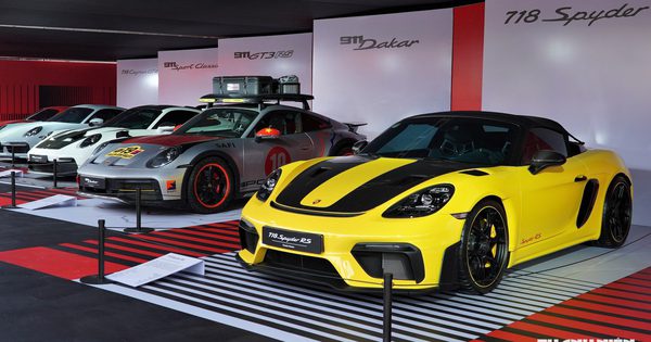 Từ 911 Dakar đến GT3 RS, dàn xe hiếm Porsche hội ngộ tại TP.HCM
