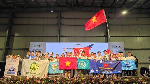 Từ Á quân thế giới đến chức vô địch: Cú đúp lịch sử của học sinh Giảng Võ 2 tại World Robot Olympiad
