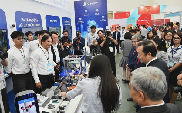 Từ AI đến thiết bị UAV: Công nghệ VNPT hiện diện trong nhiều lĩnh vực