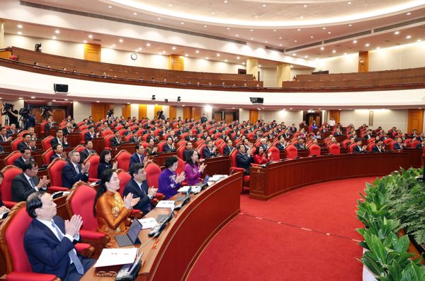 Tư chất gì, thước đo nào để đánh giá cán bộ trong thời kỳ mới (?)
