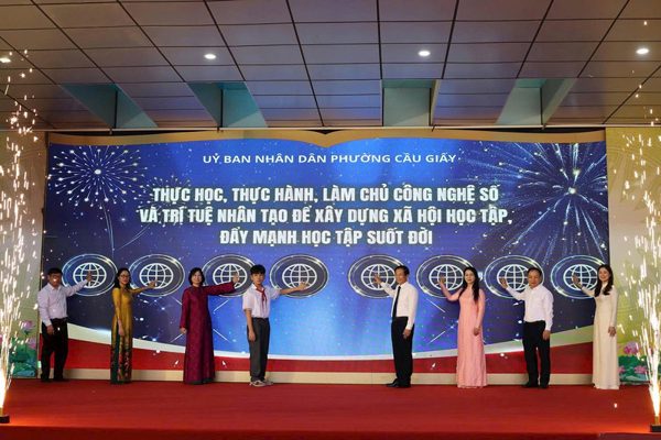 Từ chiếc mũ rơm đến AI