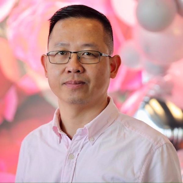 Từ 'cho phép' đến 'khuyến khích'
