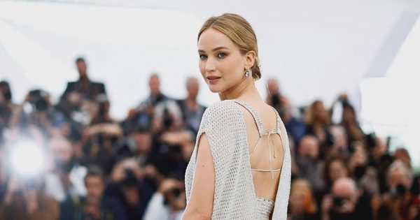 Từ chối thân mật, Jennifer Lawrence bị nhiều bạn diễn nam 'trừng phạt'