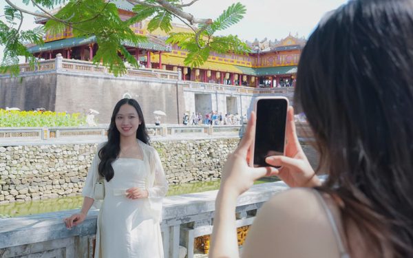 Từ đánh thức Đại Nội về đêm đến giấc mơ biến Huế thành phim trường