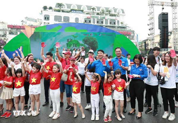"Từ đĩa ăn sạch đến thành phố sạch": Thay đổi thói quen, kiến tạo đô thị xanh