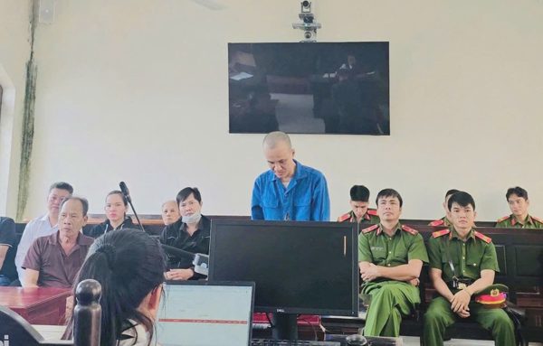 Tử hình kẻ đốt người tình trong căn phòng khoá cửa, ngăn cứu giúp