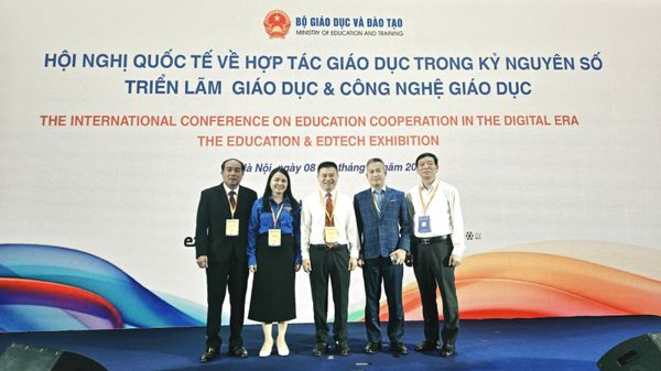 Từ lớp học số đến cộng đồng học tập, hiệu quả của công tác chuyển đổi số