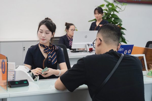 Từ ngày 1/11: Ngân hàng chia sẻ thông tin tín dụng phải được khách đồng ý