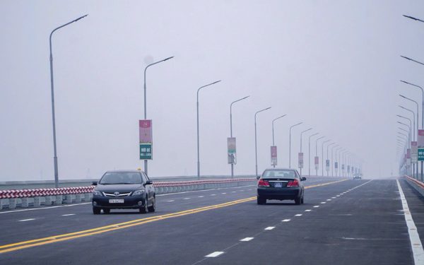 Từ ngày mai, Hà Nội cấm ô tô lên cầu Thăng Long từ 5h-22h để thi công trạm cân