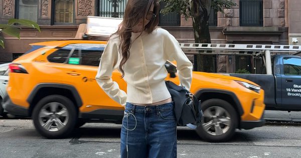 Tự tin xuống phố ngày lạnh cùng bộ đôi áo len cardigan và quần jeans