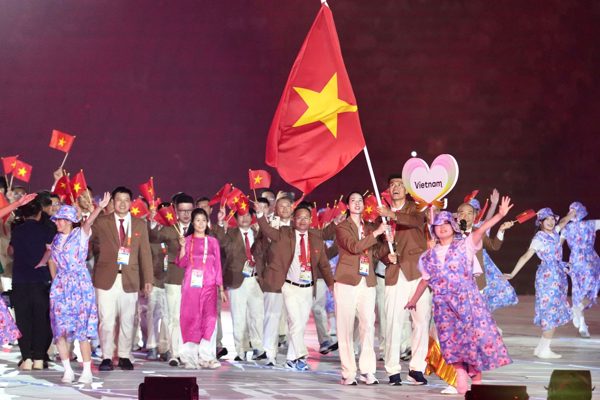 Tưng bừng lễ khai mạc ASIAD 20